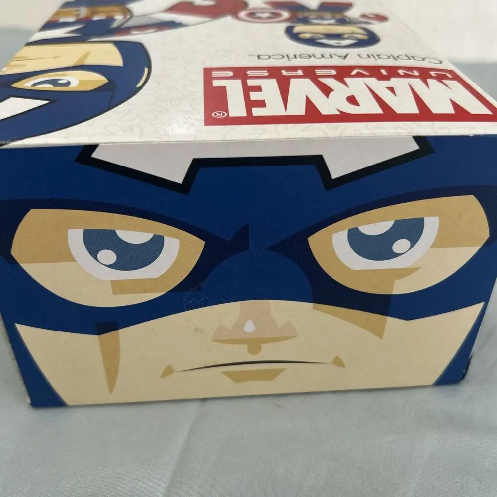 Marvel Mighty Muggs Modern Captain America Figure Hasbro NIB 2008